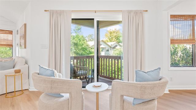 512 Harbour Oaks Drive, St Simons Island, GA 31522