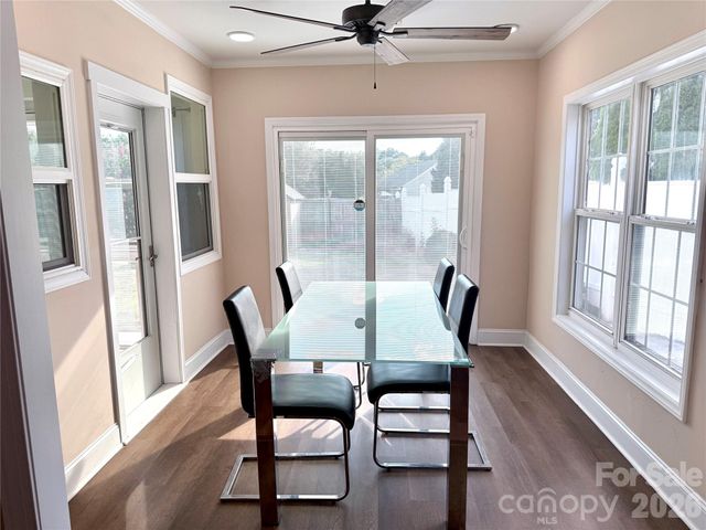 10323 Green Hedge Avenue, Charlotte, NC 28269