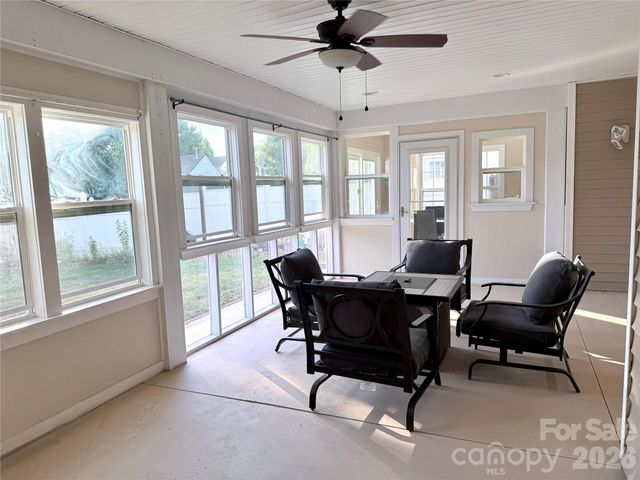 10323 Green Hedge Avenue, Charlotte, NC 28269