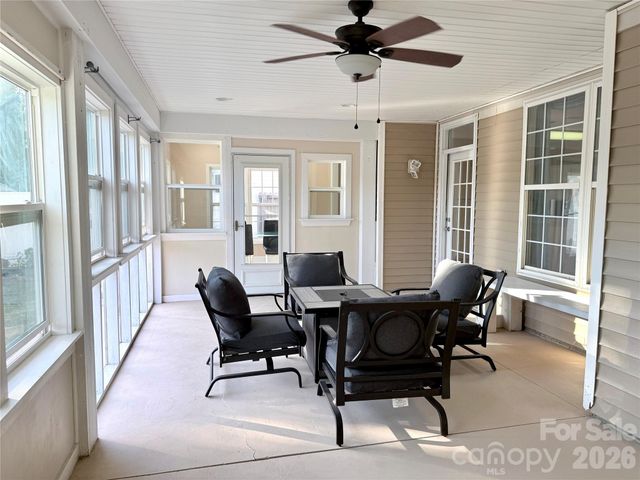 10323 Green Hedge Avenue, Charlotte, NC 28269