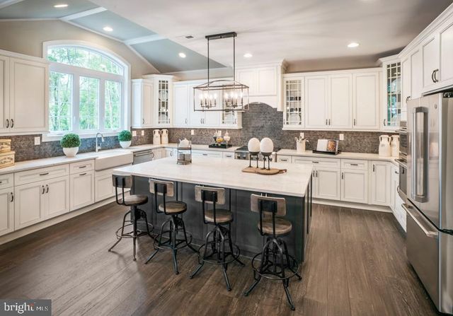 5405 RED OAK DR, Coopersburg, PA 18036