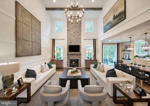 5405 RED OAK DR, Coopersburg, PA 18036