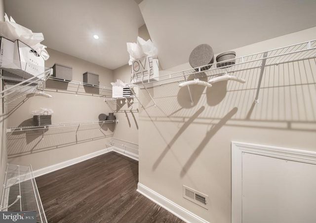 5405 RED OAK DR, Coopersburg, PA 18036