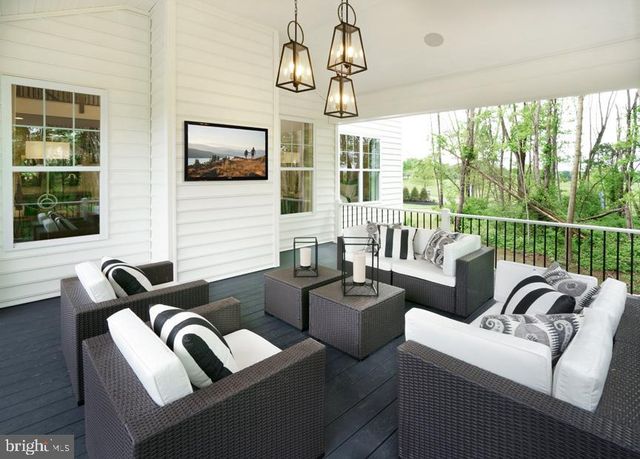 5405 RED OAK DR, Coopersburg, PA 18036