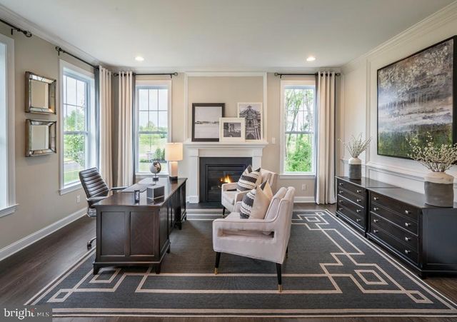 5405 RED OAK DR, Coopersburg, PA 18036