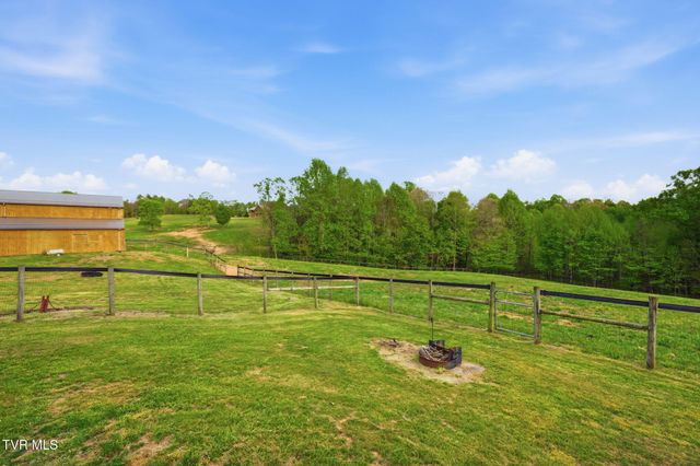 2835 Cross Mountain Road, Shady Valley, TN 37688