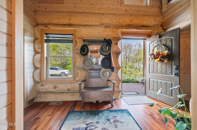 2835 Cross Mountain Road, Shady Valley, TN 37688