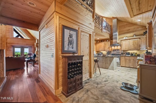 2835 Cross Mountain Road, Shady Valley, TN 37688