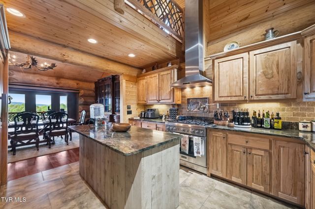 2835 Cross Mountain Road, Shady Valley, TN 37688