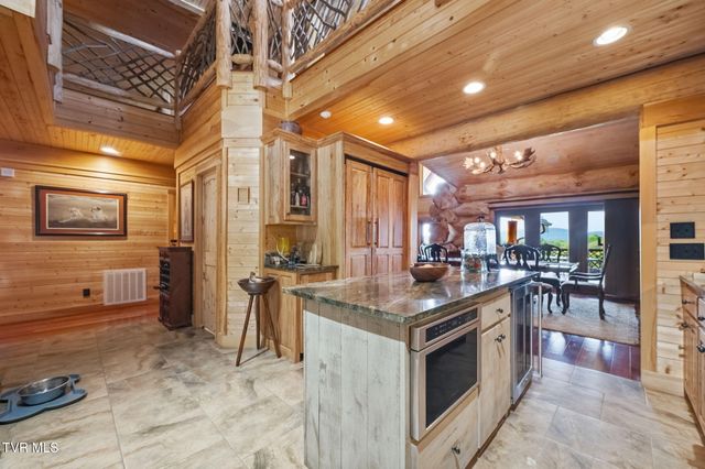 2835 Cross Mountain Road, Shady Valley, TN 37688