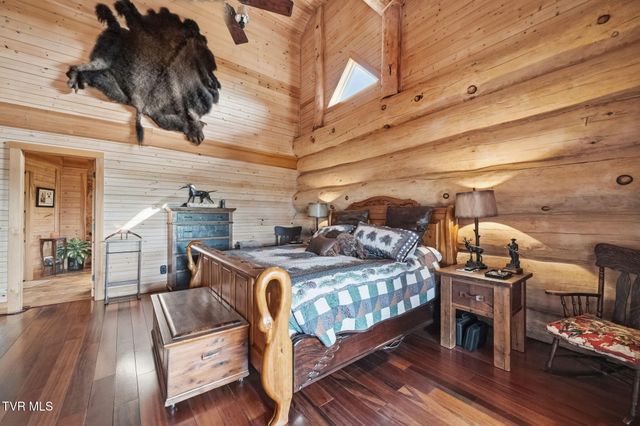 2835 Cross Mountain Road, Shady Valley, TN 37688