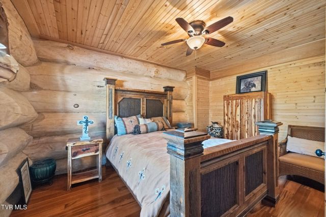 2835 Cross Mountain Road, Shady Valley, TN 37688