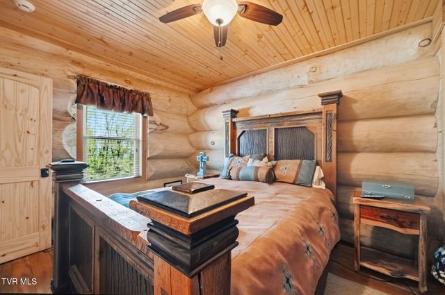 2835 Cross Mountain Road, Shady Valley, TN 37688