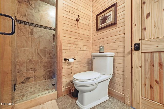 2835 Cross Mountain Road, Shady Valley, TN 37688