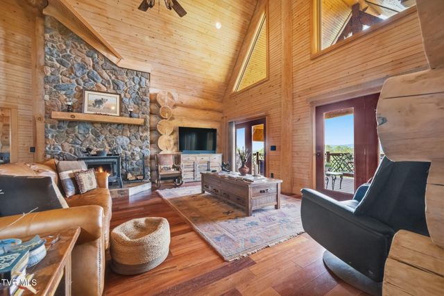 2835 Cross Mountain Road, Shady Valley, TN 37688