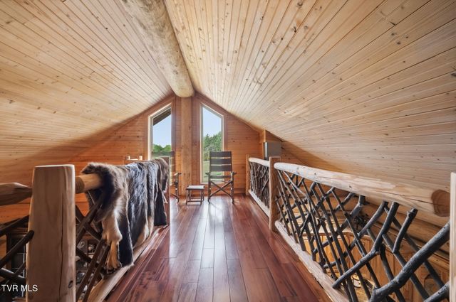 2835 Cross Mountain Road, Shady Valley, TN 37688