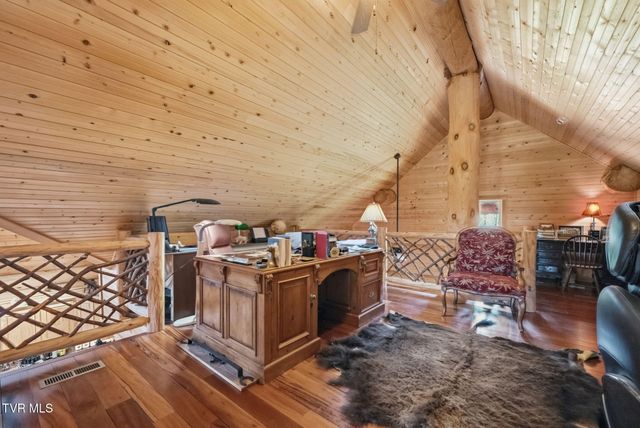 2835 Cross Mountain Road, Shady Valley, TN 37688