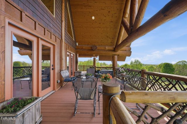 2835 Cross Mountain Road, Shady Valley, TN 37688