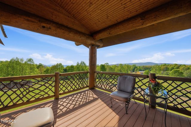 2835 Cross Mountain Road, Shady Valley, TN 37688