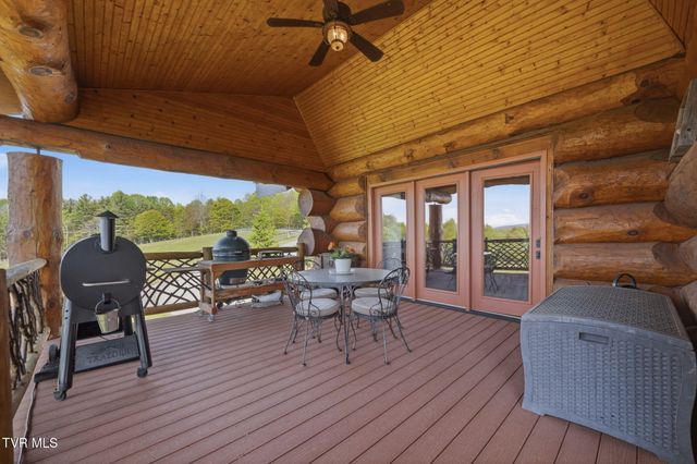 2835 Cross Mountain Road, Shady Valley, TN 37688