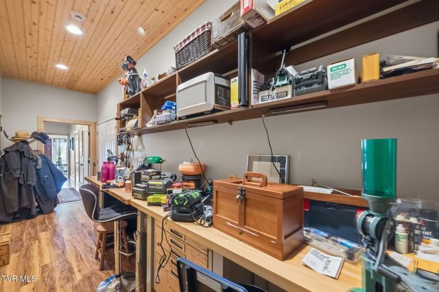 2835 Cross Mountain Road, Shady Valley, TN 37688