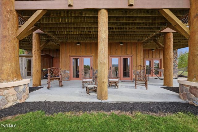 2835 Cross Mountain Road, Shady Valley, TN 37688