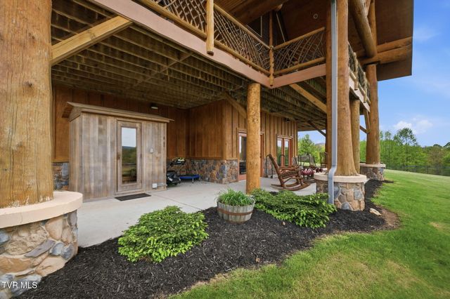 2835 Cross Mountain Road, Shady Valley, TN 37688
