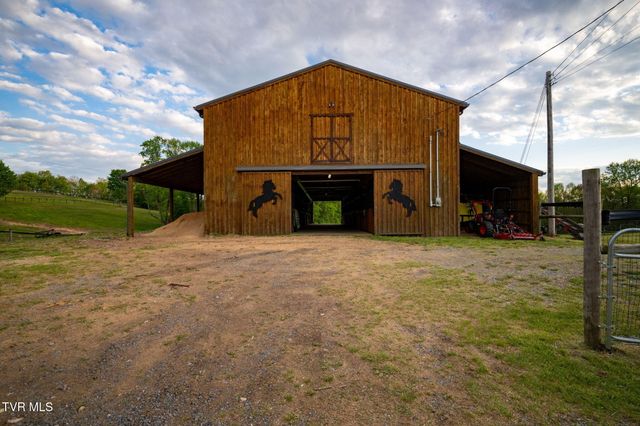 2835 Cross Mountain Road, Shady Valley, TN 37688