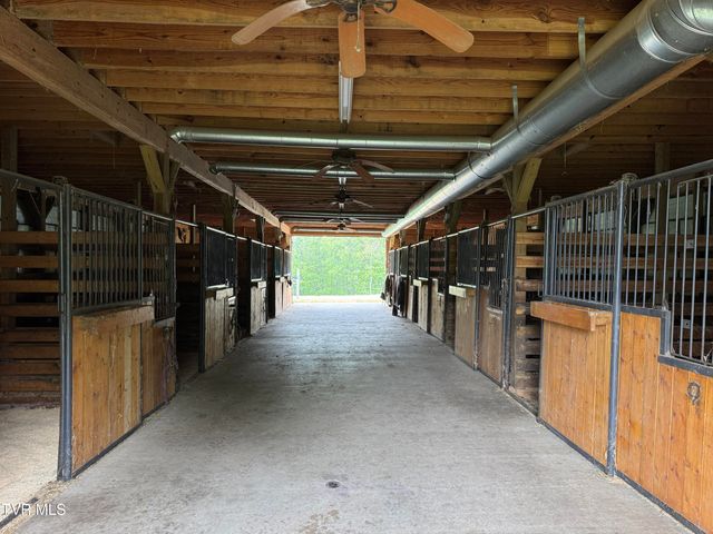 2835 Cross Mountain Road, Shady Valley, TN 37688