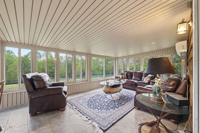 2835 Cross Mountain Road, Shady Valley, TN 37688