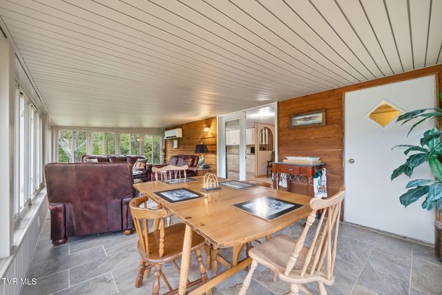 2835 Cross Mountain Road, Shady Valley, TN 37688