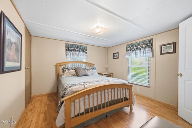 2835 Cross Mountain Road, Shady Valley, TN 37688