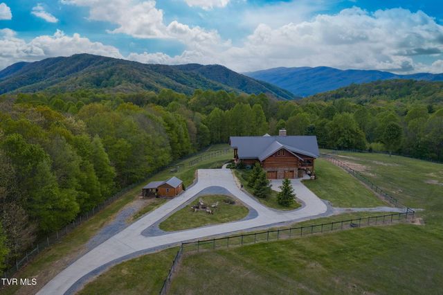 2835 Cross Mountain Road, Shady Valley, TN 37688