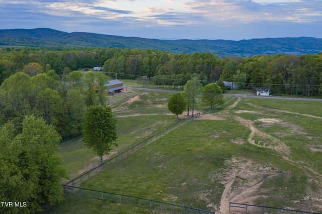 2835 Cross Mountain Road, Shady Valley, TN 37688