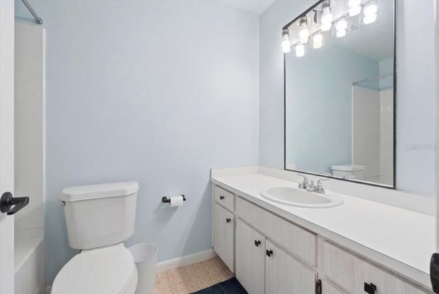 215 CARLA ANN COURT, Auburndale, FL 33823