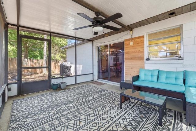 215 CARLA ANN COURT, Auburndale, FL 33823