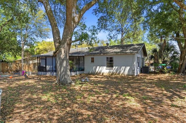 215 CARLA ANN COURT, Auburndale, FL 33823