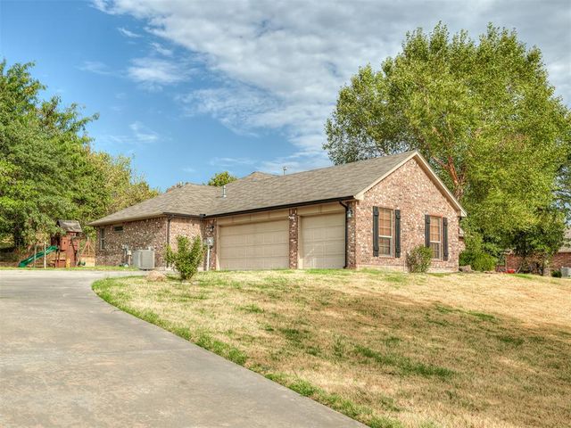 7225 Morning Song Drive, Oklahoma City, OK 73150