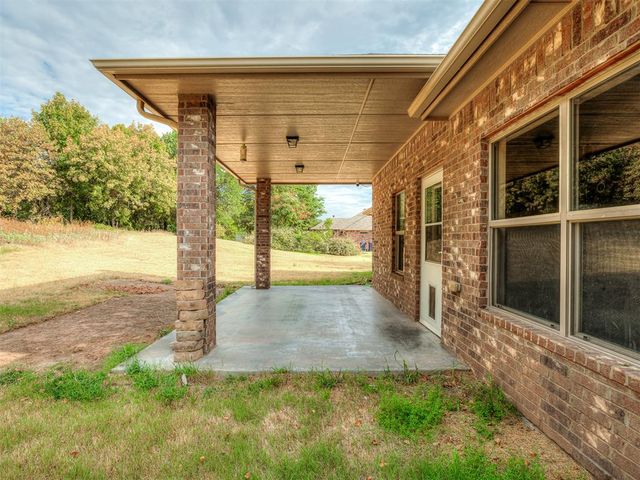 7225 Morning Song Drive, Oklahoma City, OK 73150