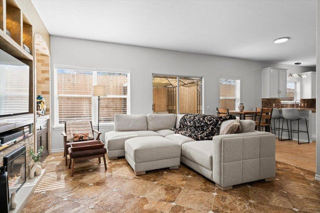 7312 E Ben White BLVD 15, Austin, TX 78741