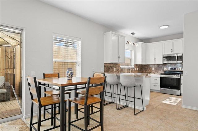 7312 E Ben White BLVD 15, Austin, TX 78741