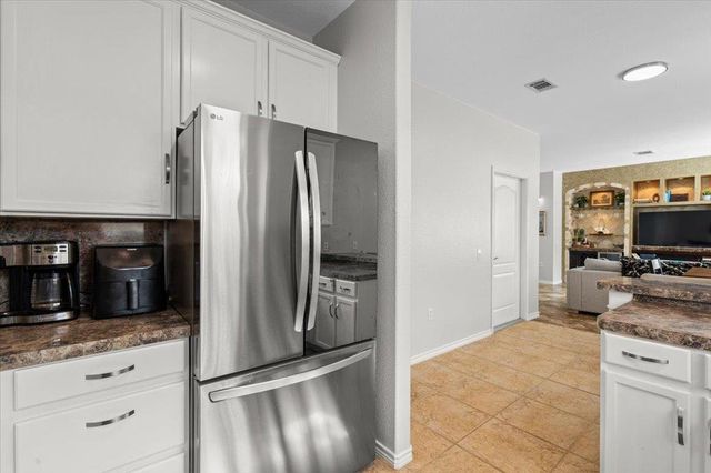 7312 E Ben White BLVD 15, Austin, TX 78741