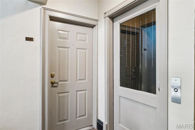 5510 Waterman Boulevard 201, St Louis, MO 63112