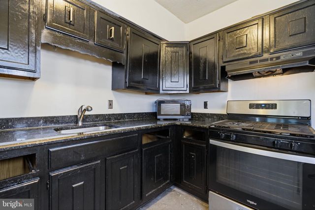 8502 FRONTENAC ST, Philadelphia, PA 19152