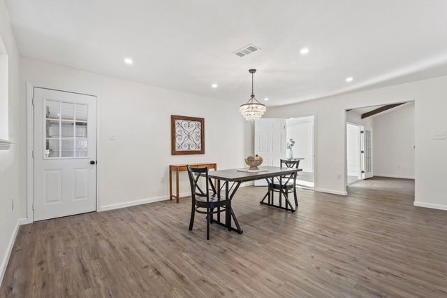 321 Chisholm Trail, Sherman, TX 75092