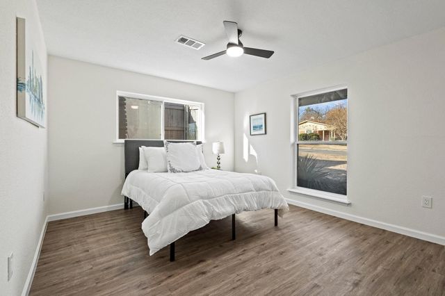 321 Chisholm Trail, Sherman, TX 75092