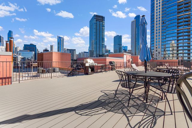 550 N Kingsbury Street 316, Chicago, IL 60654