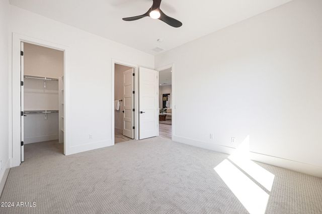 1420 E COYOTE WASH Drive, Phoenix, AZ 85085