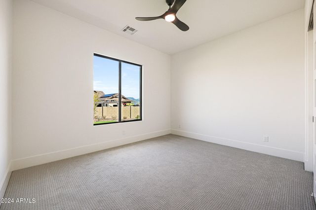 1420 E COYOTE WASH Drive, Phoenix, AZ 85085