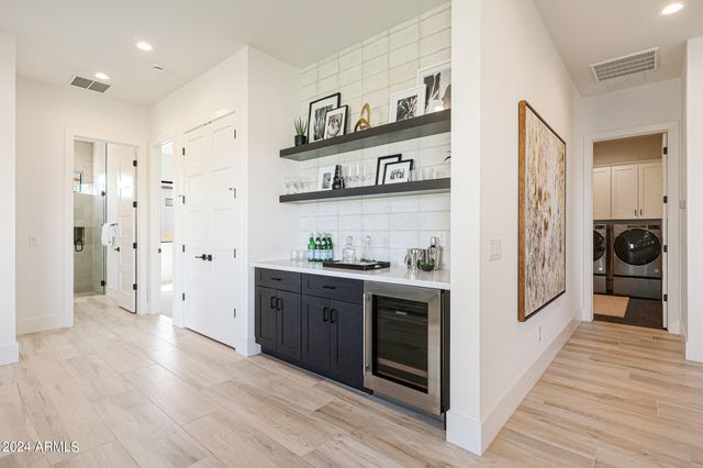 1420 E COYOTE WASH Drive, Phoenix, AZ 85085